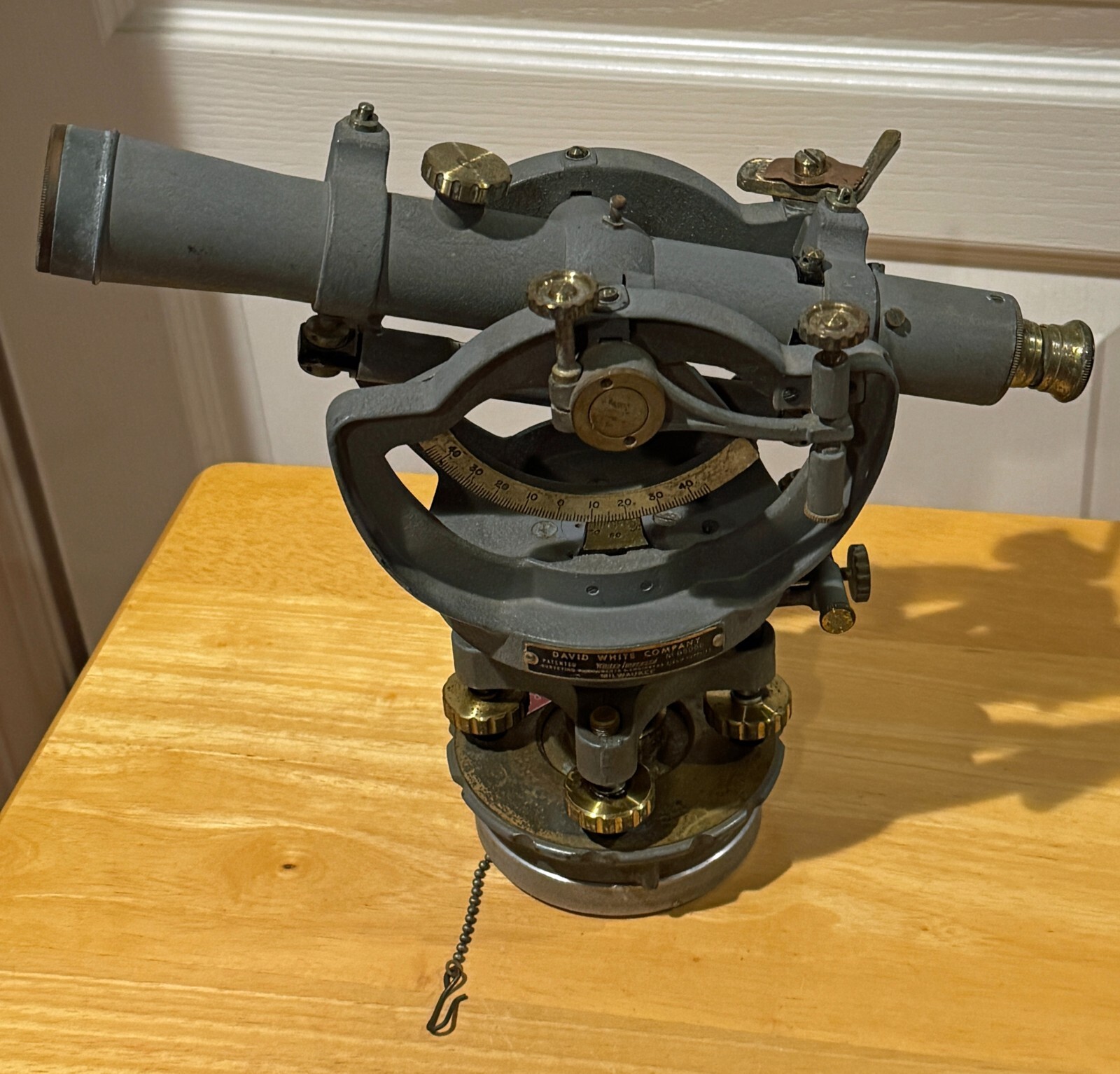 Vintage - David White - IMPROVED Surveying TRANSIT low serial #- w old wood box