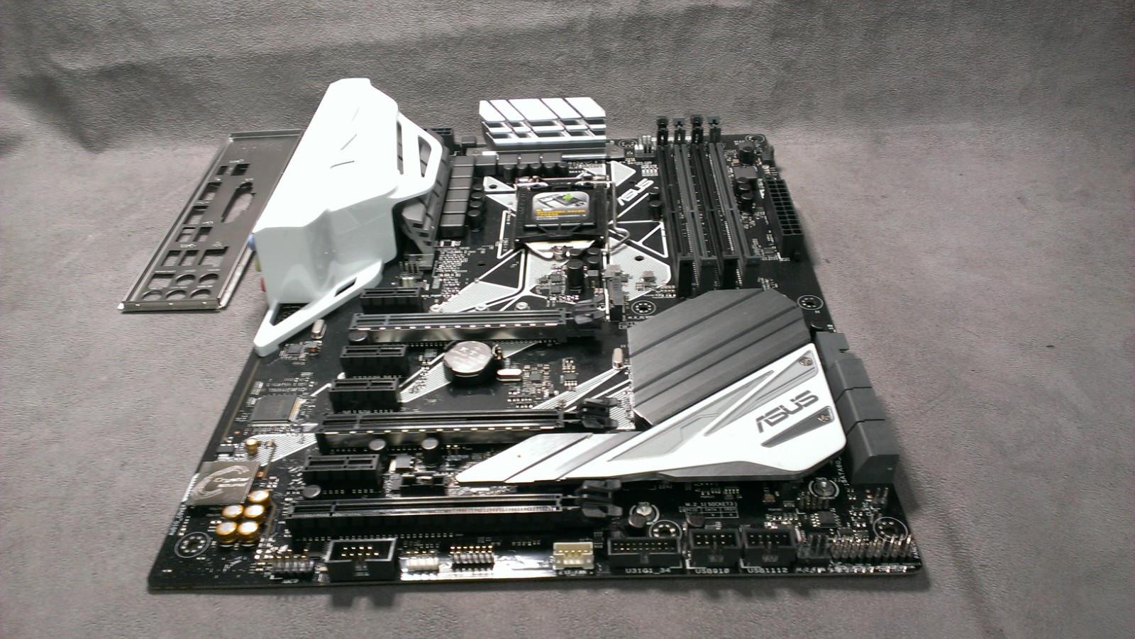 ASUS Prime Z370-A LGA1151 DDR4 Intel Motherboard & IO Plate