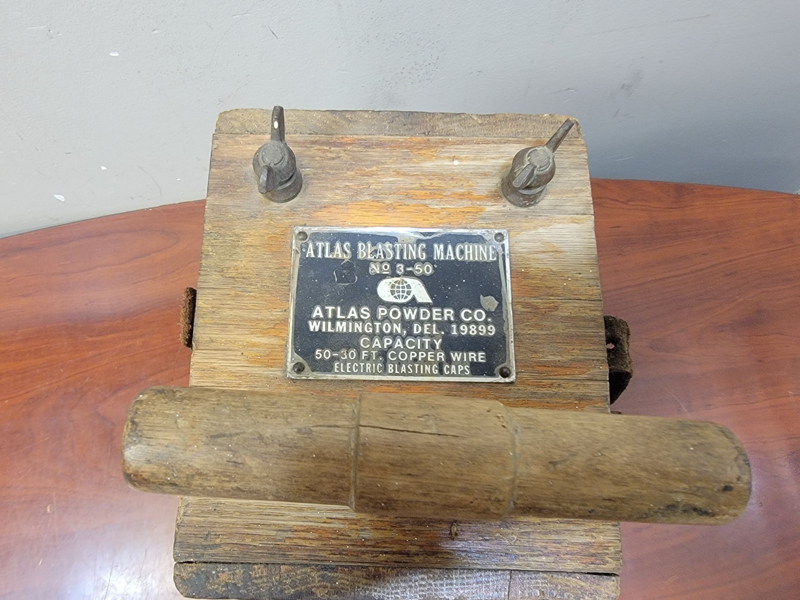 Antique ATLAS Dynamite Blasting Machine No. 3-50 Mining Detonator Plunger Box