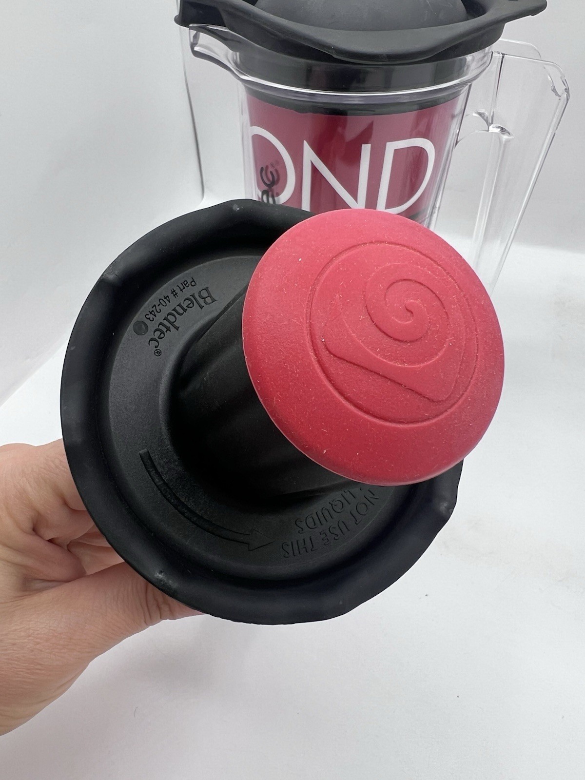 Blendtec CTB1 Designer 650 Professional-Grade Blender W/Mini Pitcher Complete