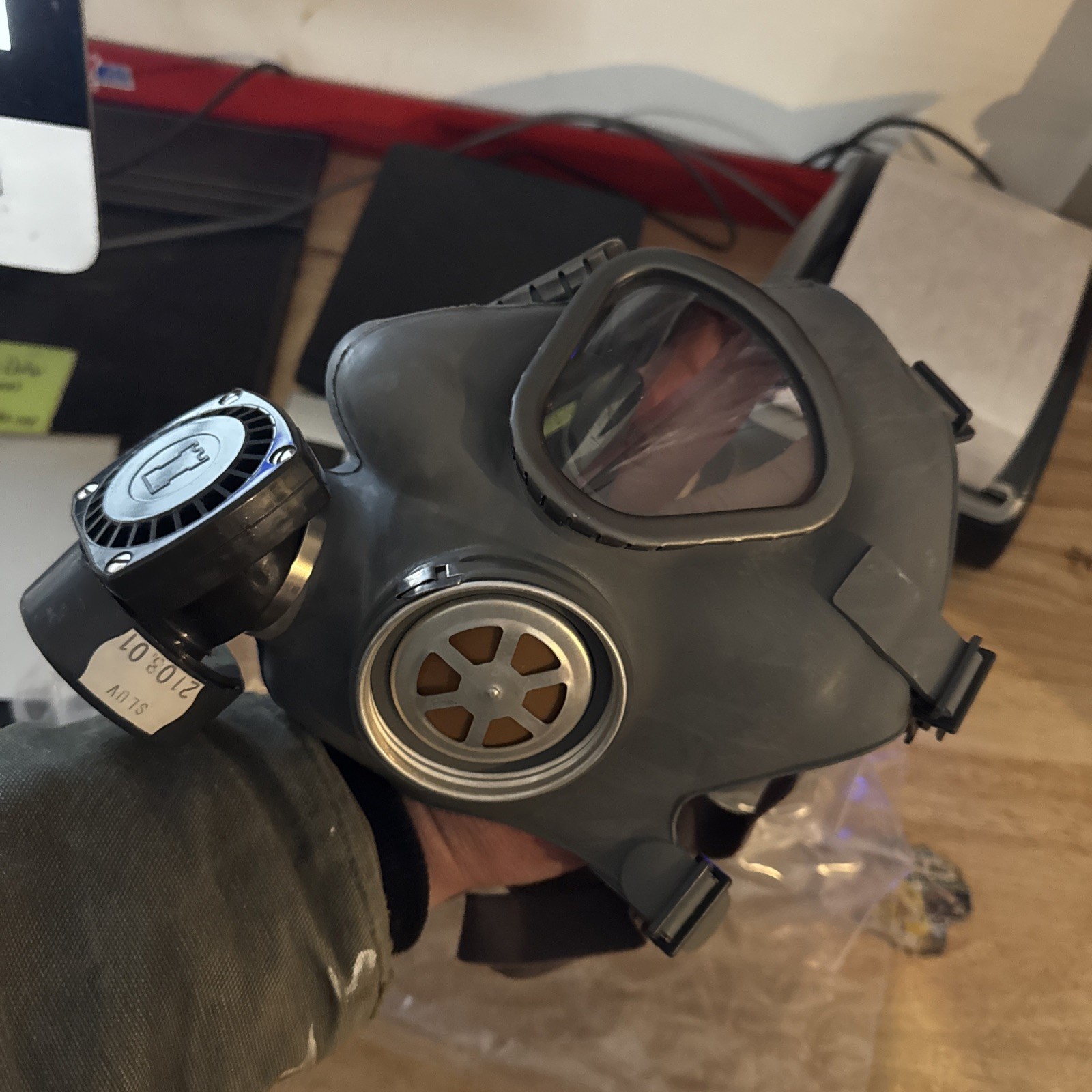 Finland Gas Mask New/Old Stock Clear Insert NATO 40mm Filter NBC Nuke Army Surpl