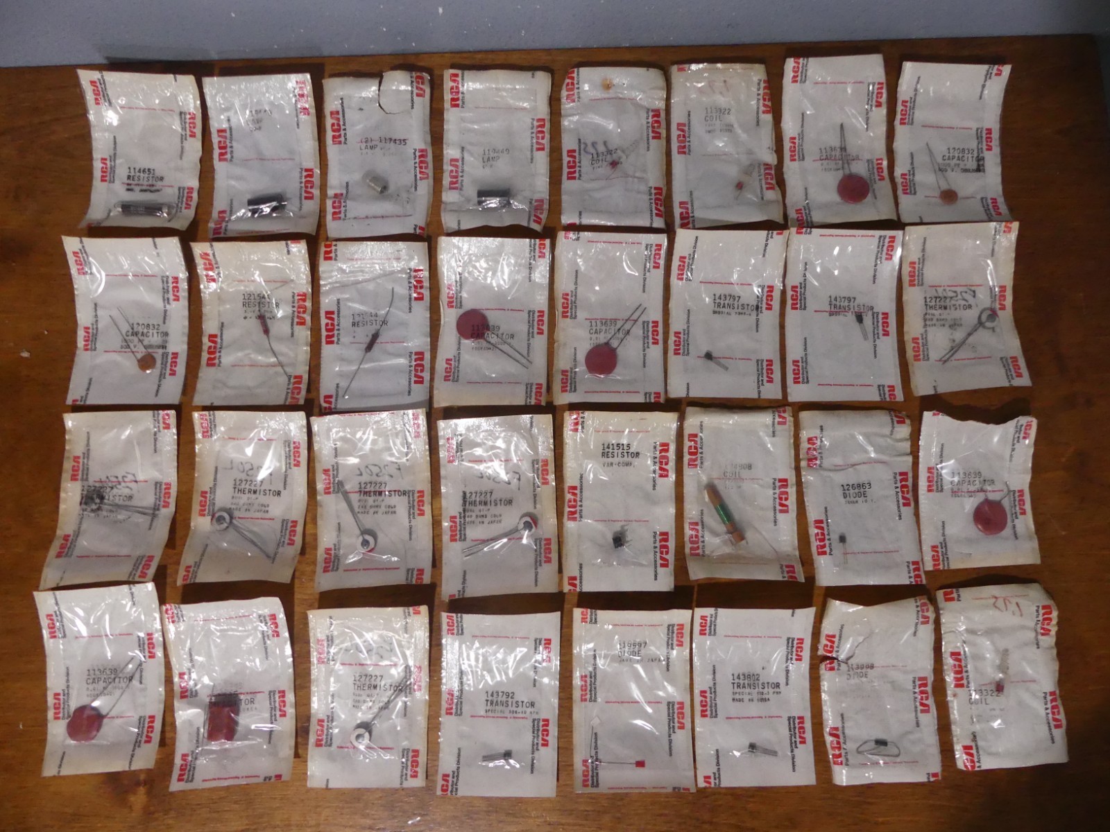 Huge RCA TV Stereo Radio Repair Capacitor Transistor Thermistor NOS Store Lot