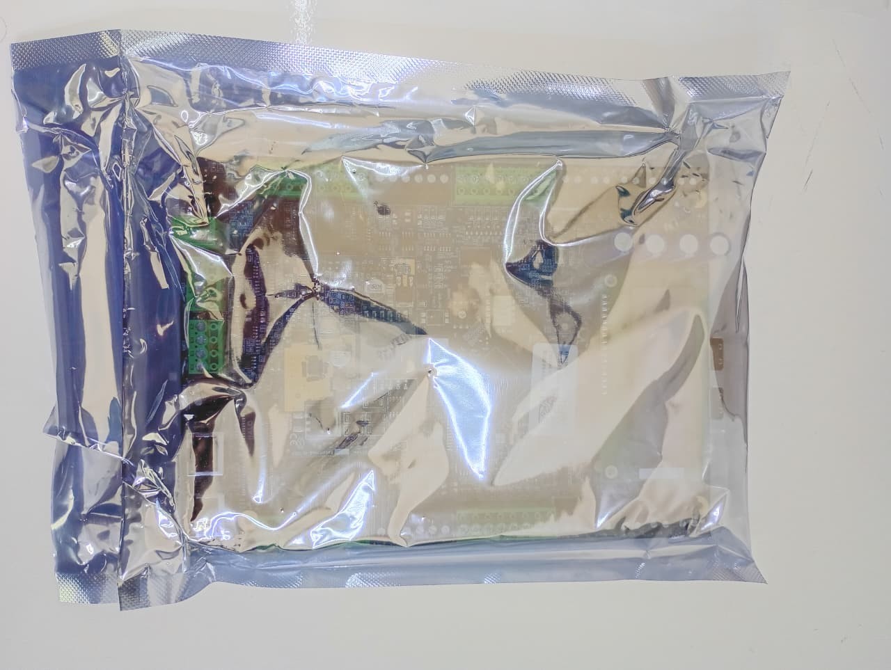 Software House / iSTAR Edge G2 door controller / GSTAR004-MBP / 651S2203027276