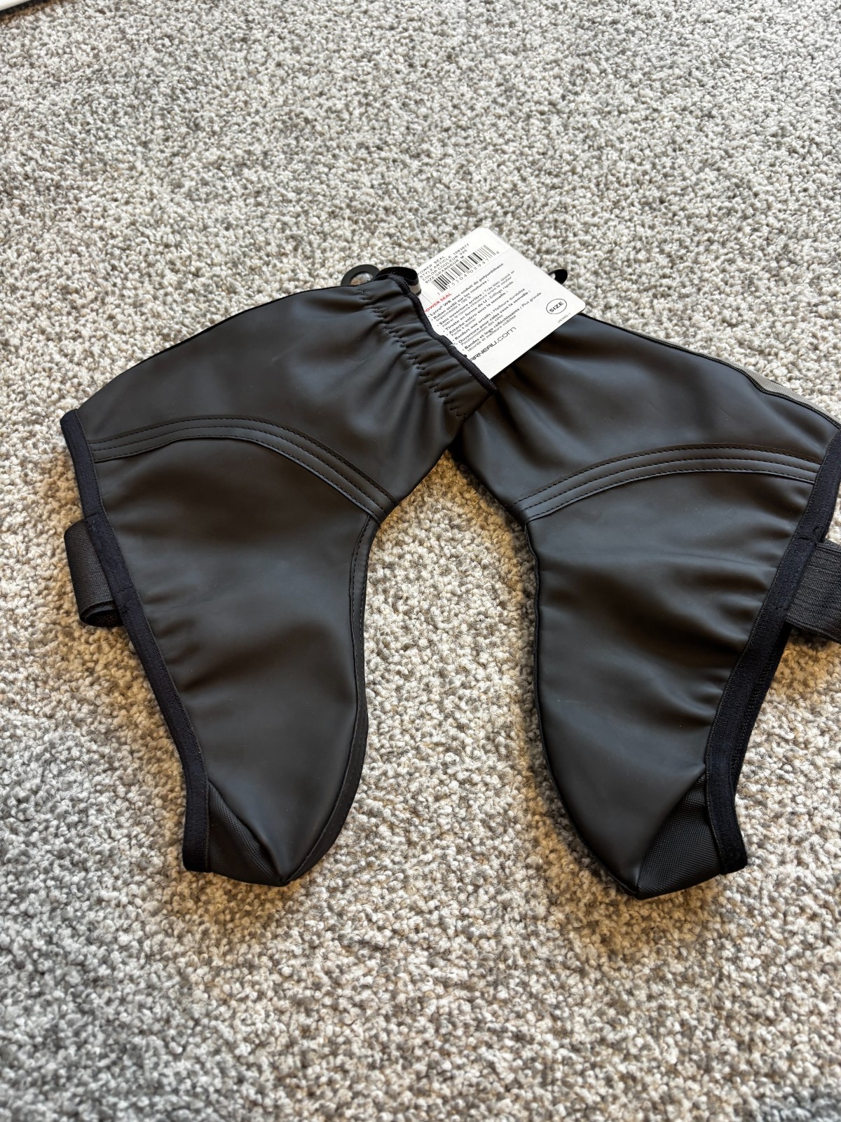 Garneau Cycling shoe covers - Power Seal, Size M, new w/tags, waterproof, unisex