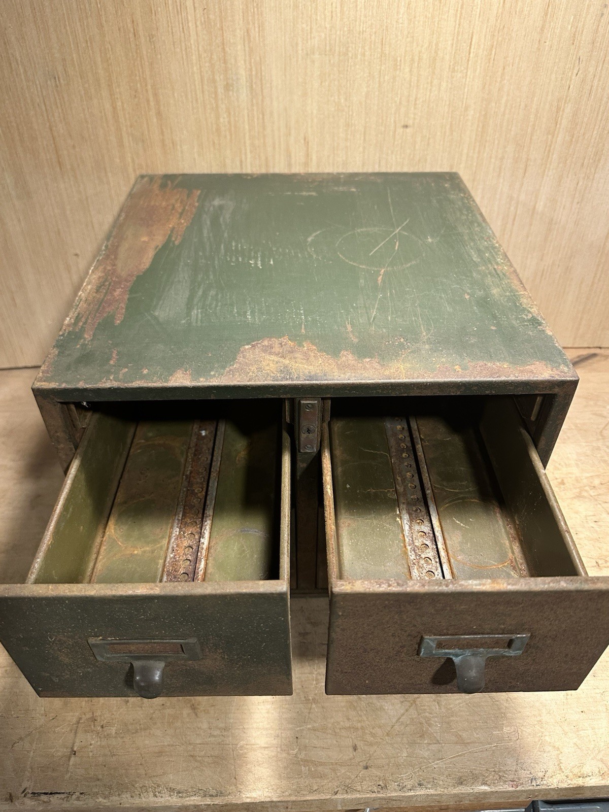 Vintage Library Bureau Sole Makers 4 Drawer Industrial Card Catalogue Box