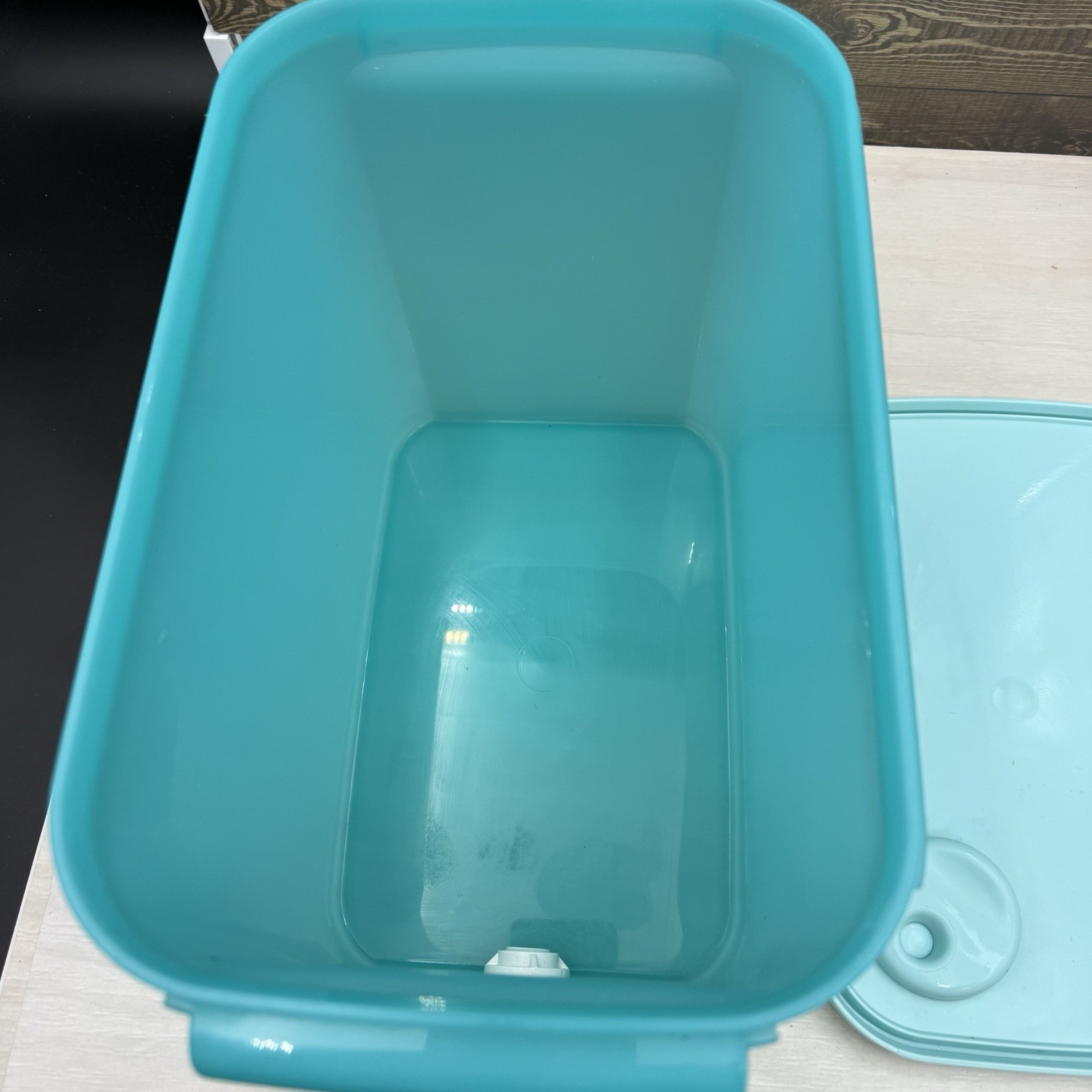 Tupperware Aqua Beverage Water Dispenser 8.7L 36cup Serveware Drinkware Storage