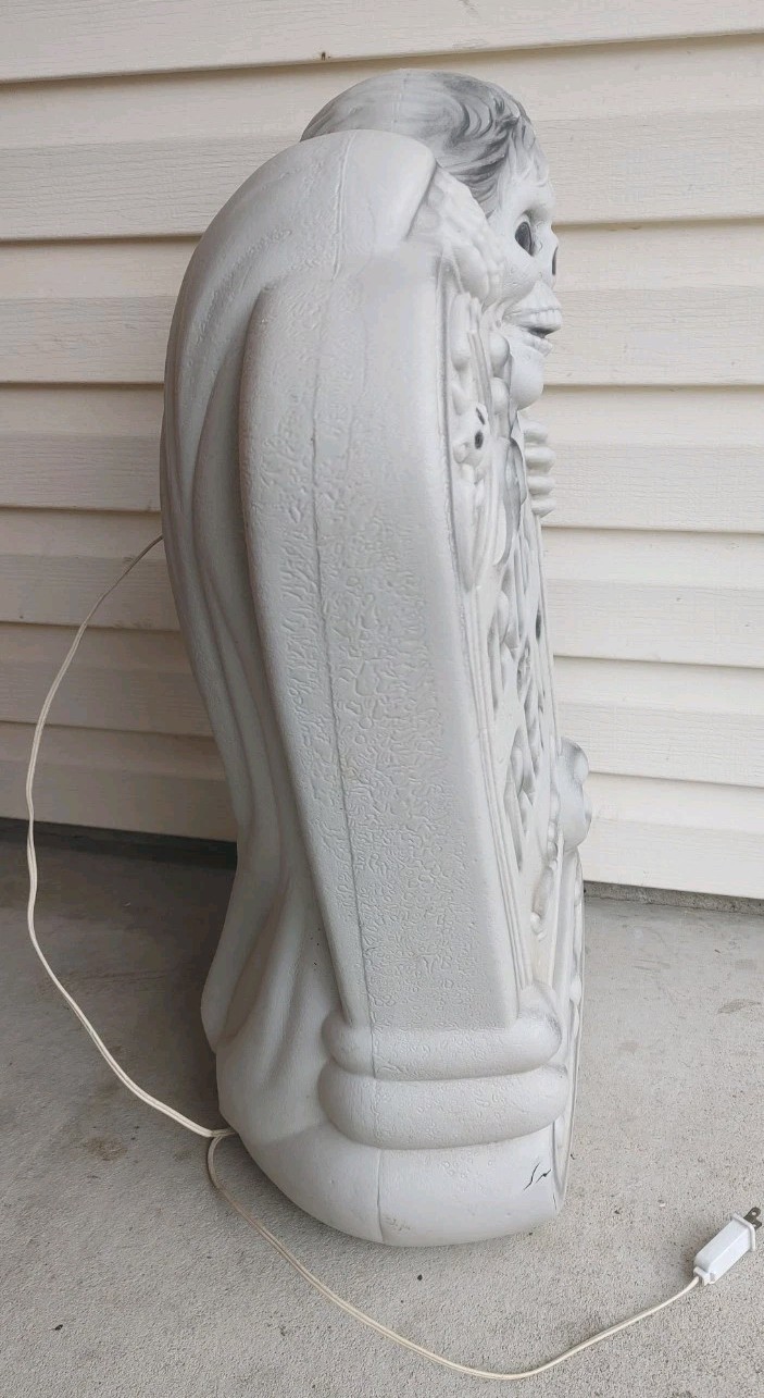Vintage Halloween Blow Mold Tombstone Gravestone Lighted Trick Or Treat Skeleton