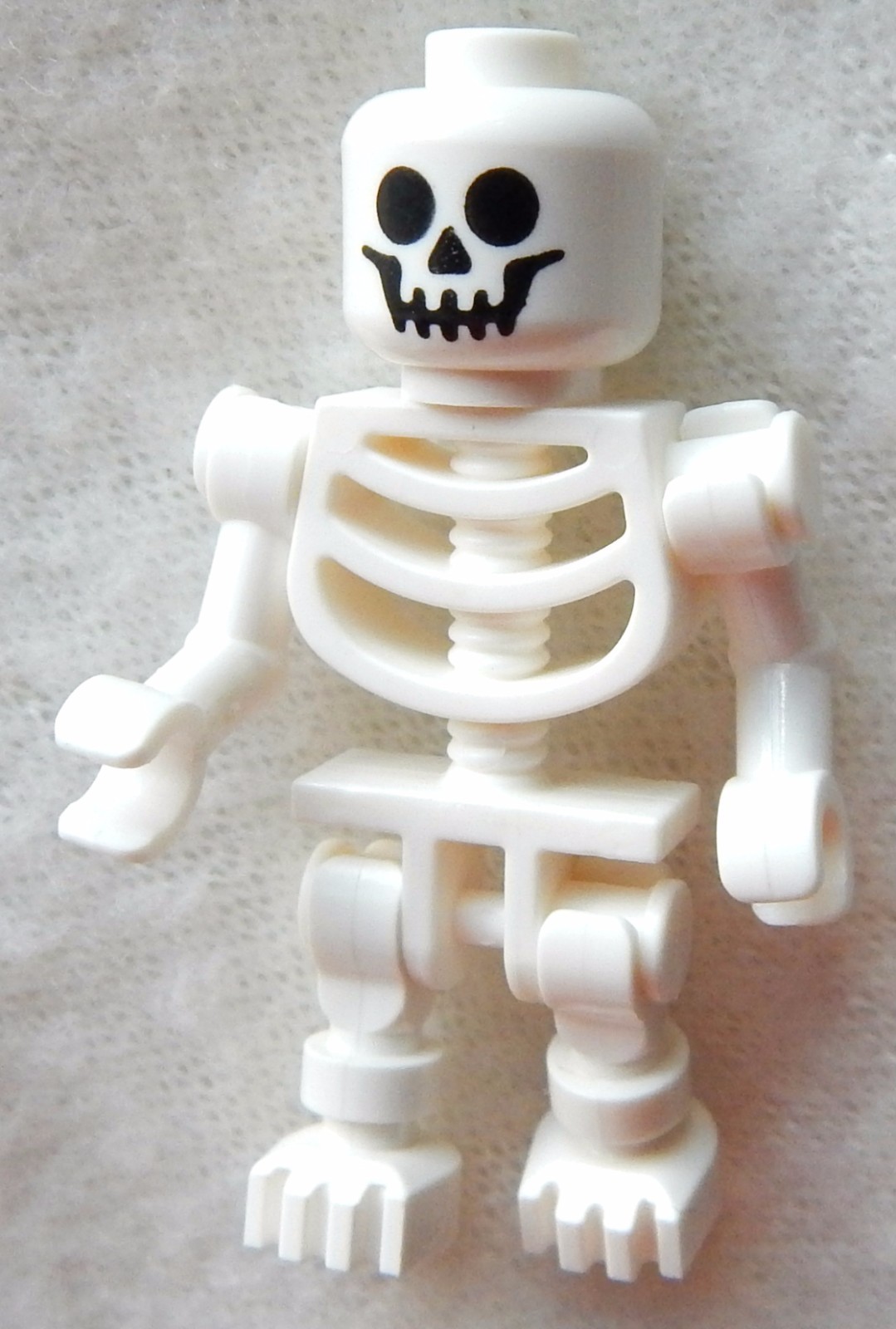 4 NEW LEGO SKELETON LOT halloween minifig minifigure figure pirates castle toy
