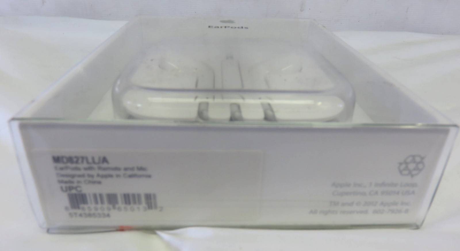 Original OEM Apple iPhone Wired 3.5mm Headset EarPods Headphones MD827LL/A, NEW