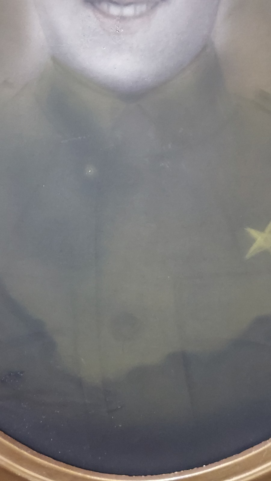 WWI Soldier General's Staff Star Military Frame Oval Bubble Glass