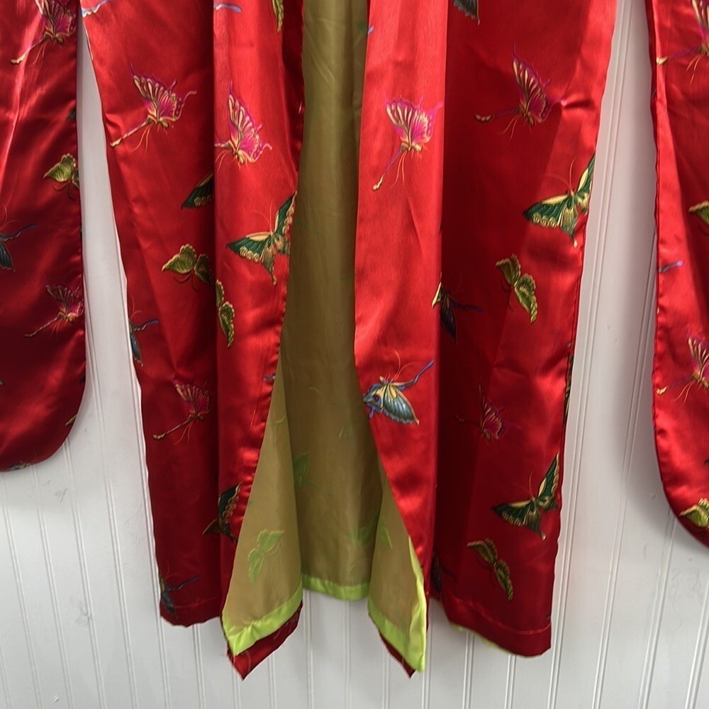 Red Satin Butterfly Japanese Style Kimono Jacket Womens Medium Gold Lining
