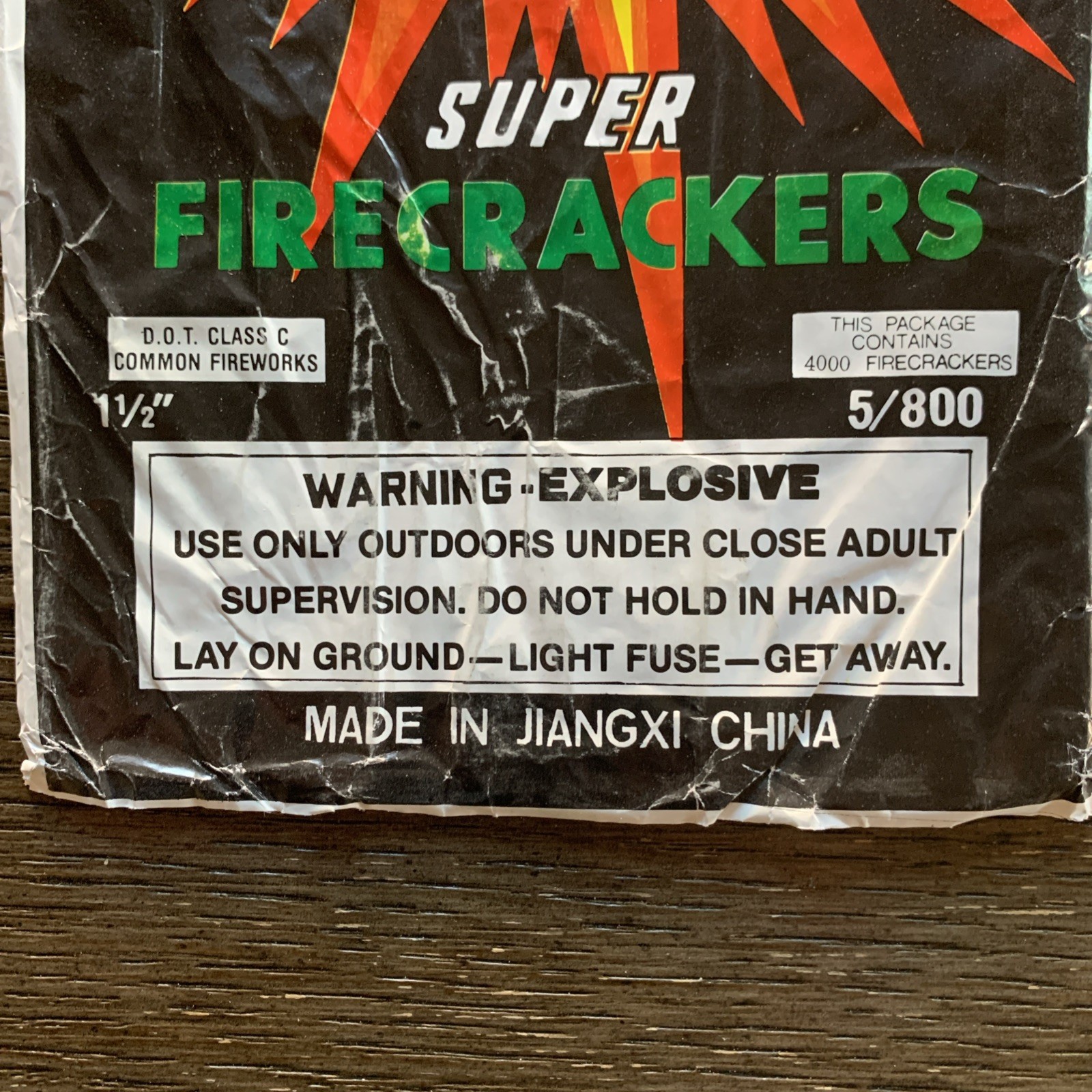 VINTAGE BIG BOMB BRAND FIRECRACKER BRICK LABEL