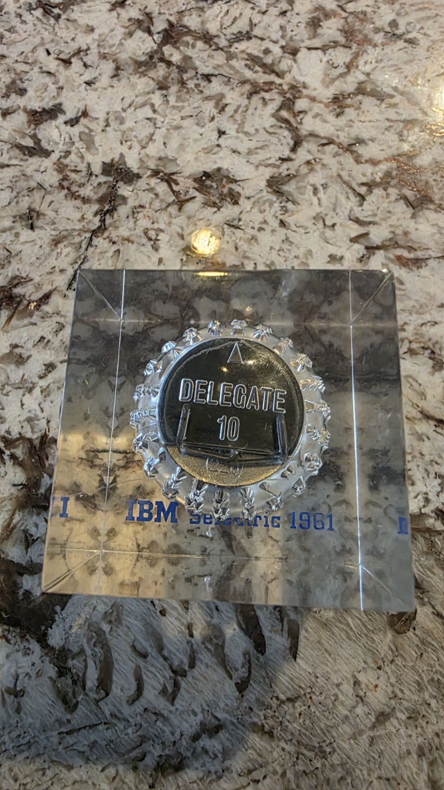 1961 IBM SELECTRIC TYPEFACE ADVERTISING LUCITE CUBE PAPERWEIGHT TYPEWRITER Rare