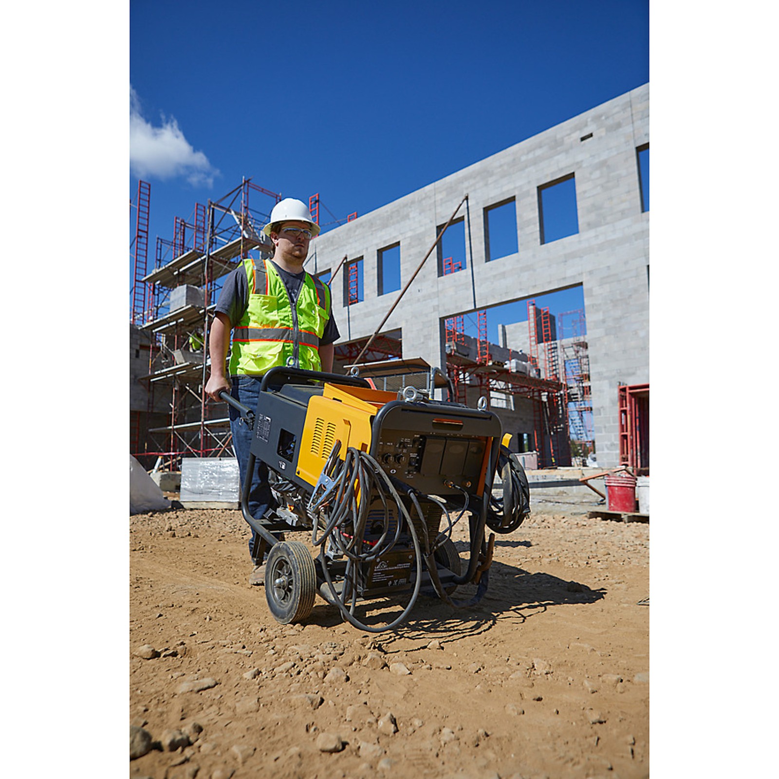 Klutch 7kW Multi-Process Engine-Driven Inverter DC Arc Welder/AC Generator with