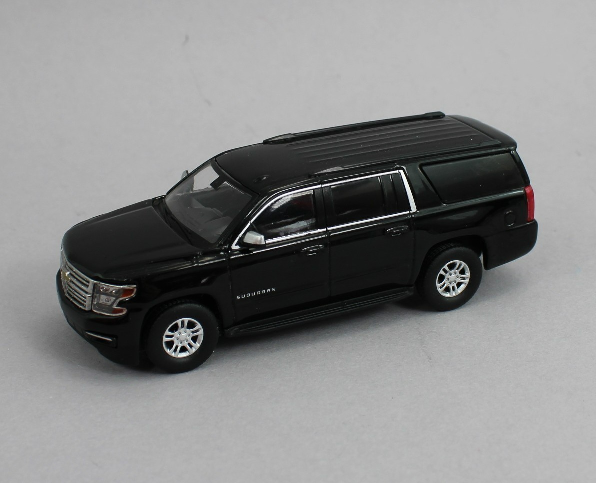 1:64 *596 DIECAST* PLAIN BLACK Chevrolet Suburban SUV *NIB*