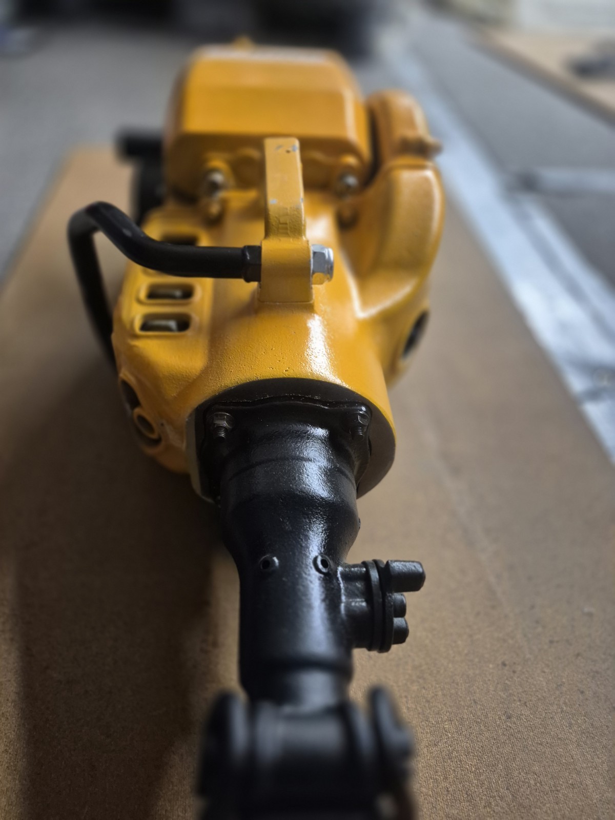 NOS SKIDRIL 180 GAS 4 STROKE BREAKER/DRILLING/PAVING HAMMER W ATTACHMENTS (W3)