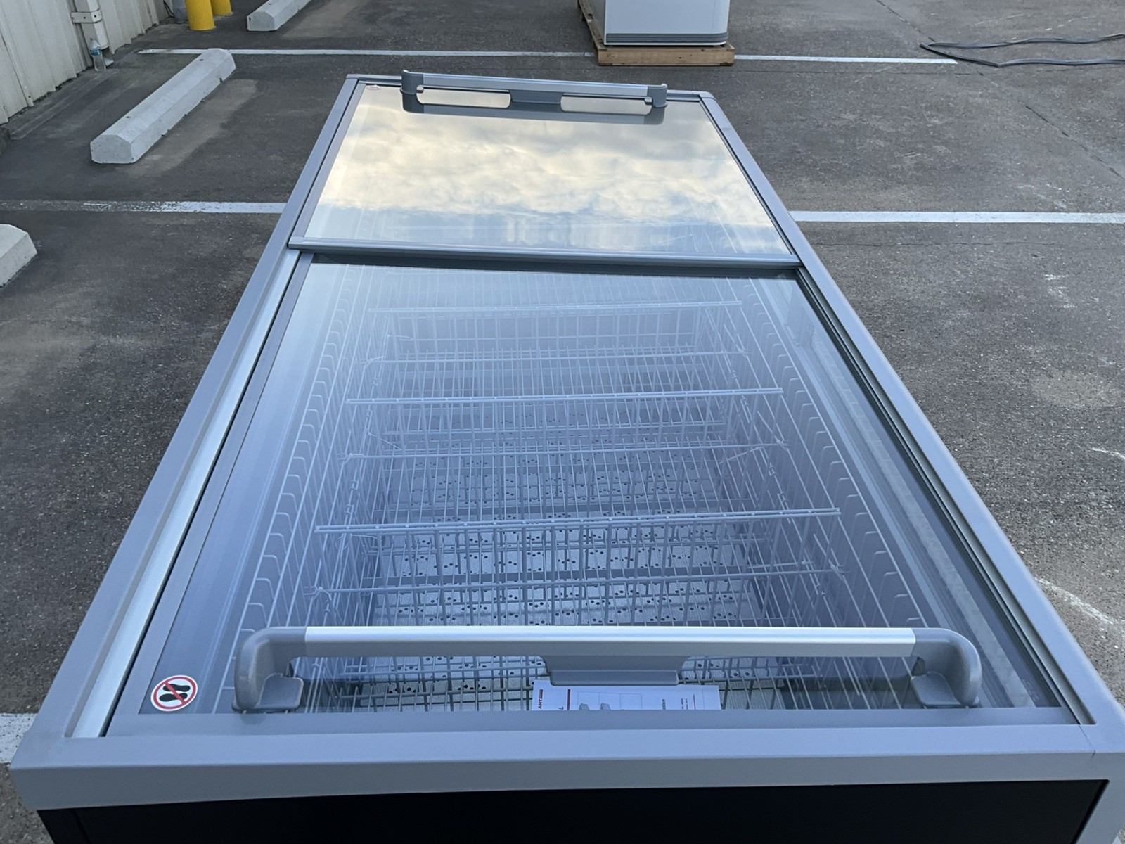 AHT Sydney XL210 slide glass top freezer refrigerator chiller Cooling Systems