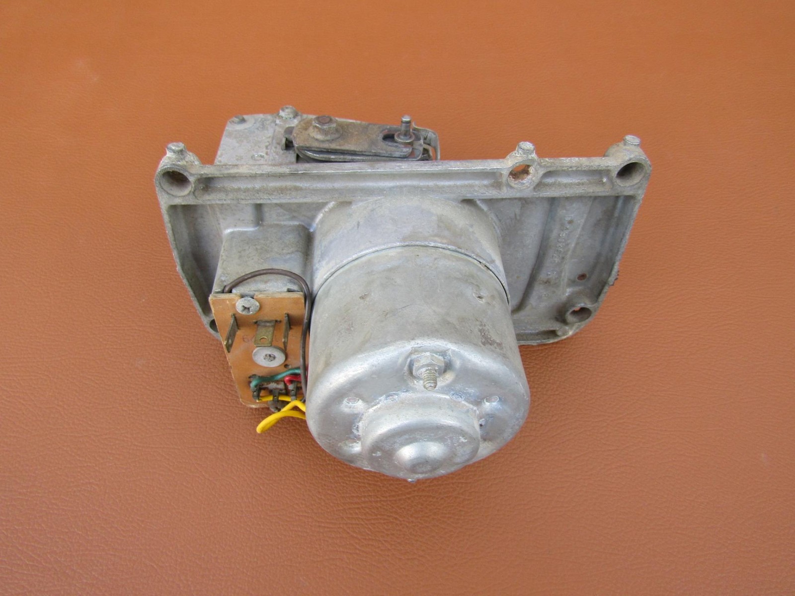 1958 Chevy Impala Nice Orig GM 2-speed Electric Windshield Wiper Motor 5044306