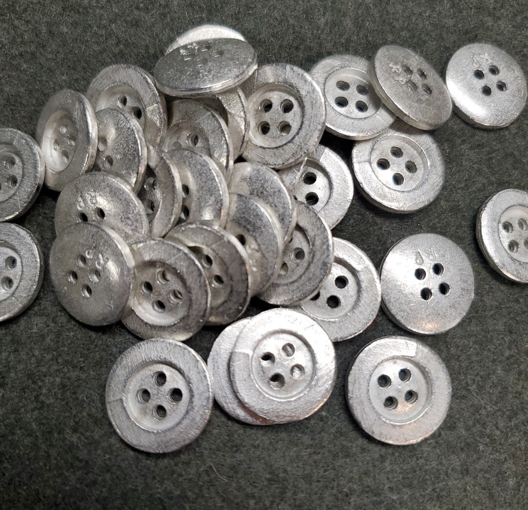 WWI German M 1915  trouser metal buttons, Individual. Small buttons by the each