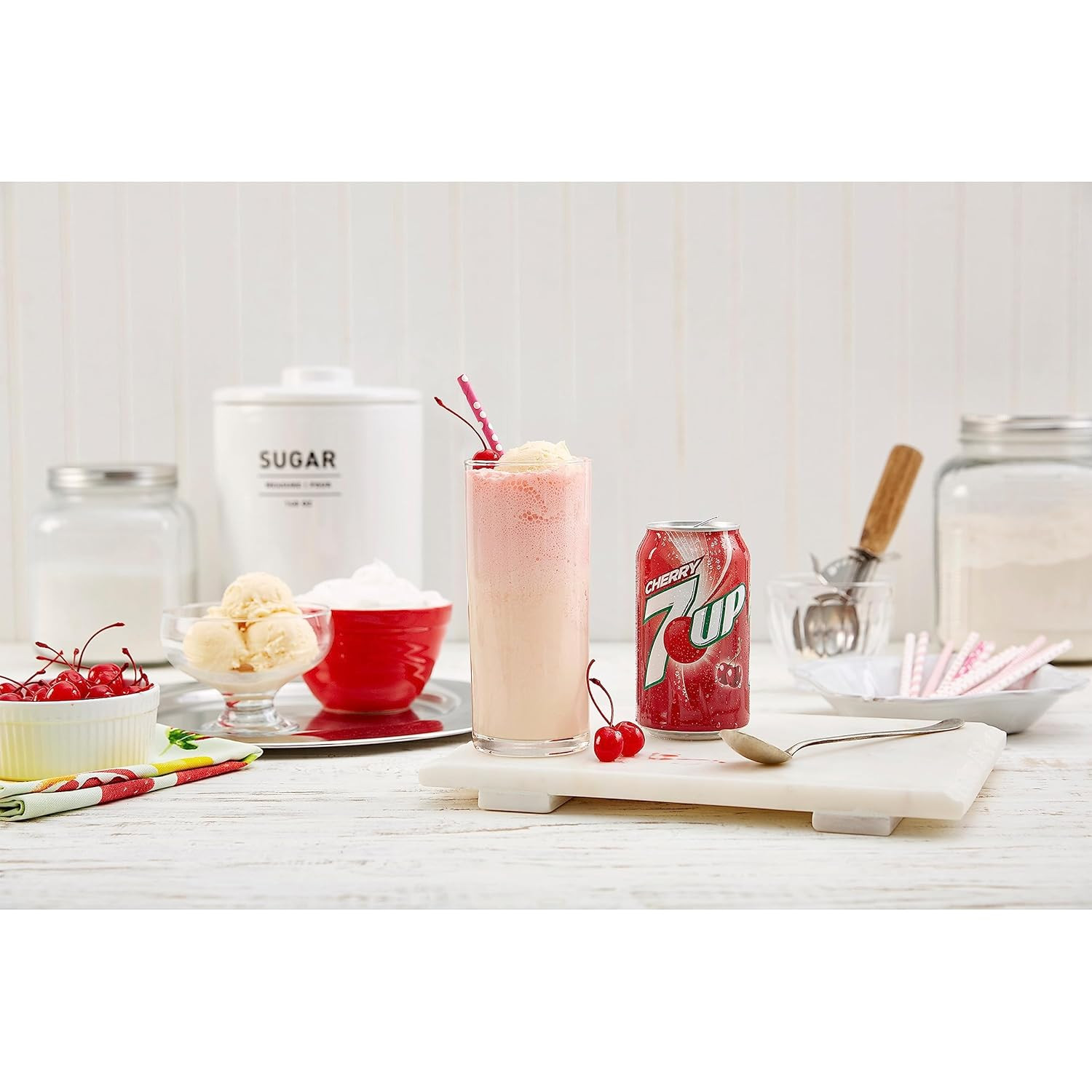 7UP Cherry Flavored Soda, 12 Fl Oz Cans (Pack of 12)