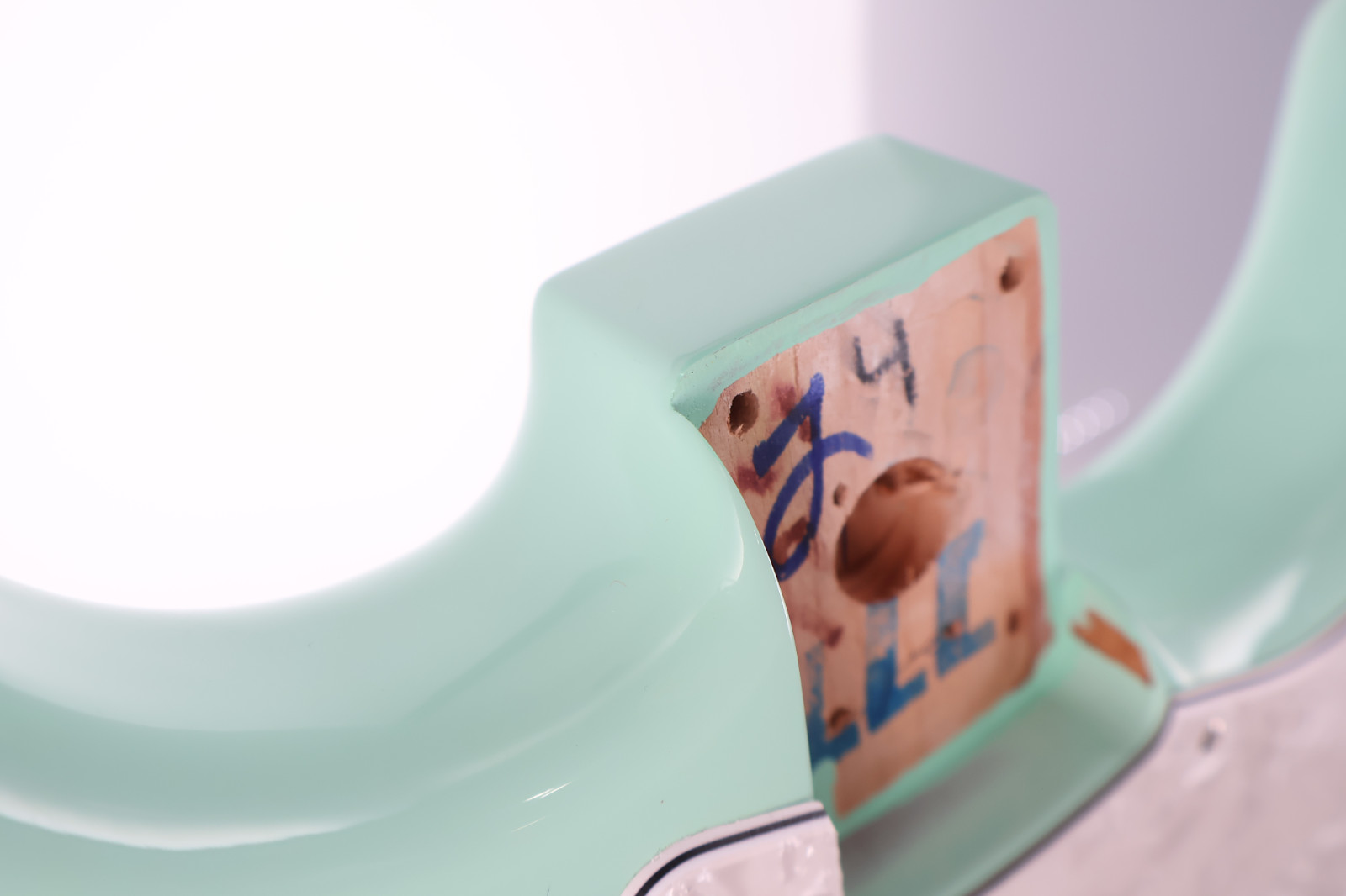 Fender Tom DeLonge Signature Stratocaster Body Surf Green Finish Fully Loaded