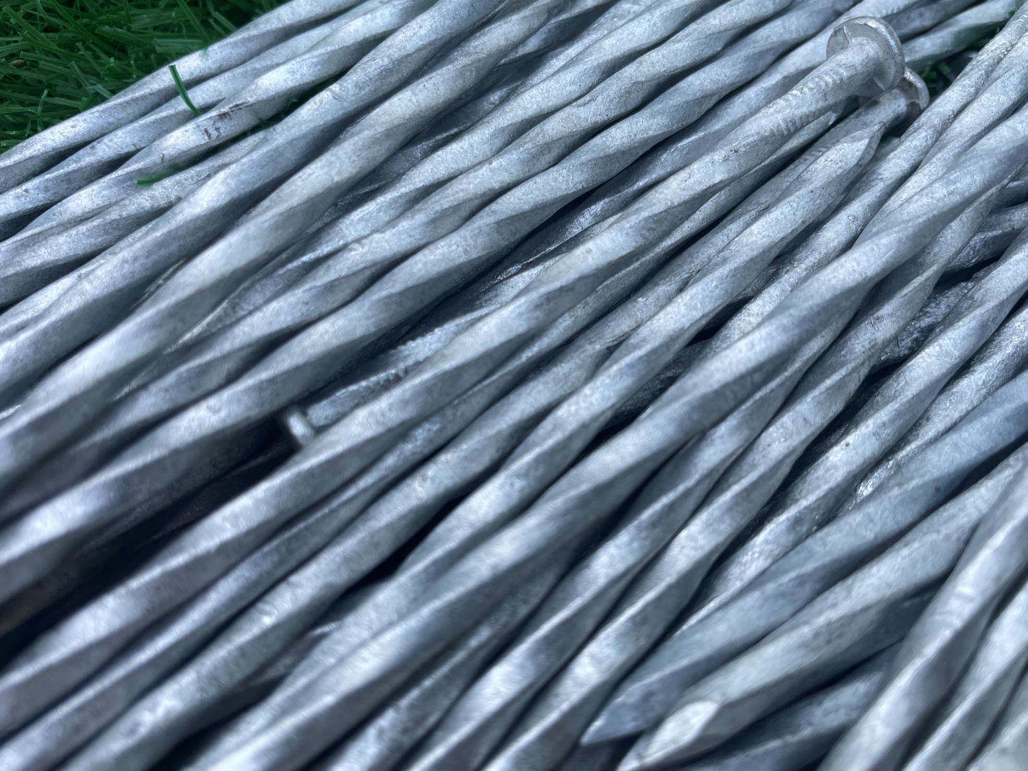 Sandbaggy 6 inch Galvanized Artificial Turf Nails - Spiral Landscape Spikes