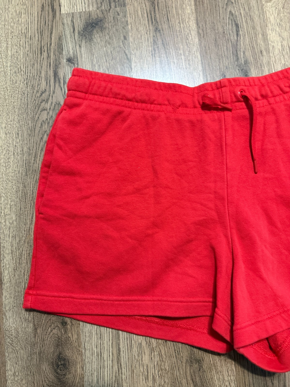 Nike Shorts Women's Size Large Red Tie Waist High Rise Activewear Casual