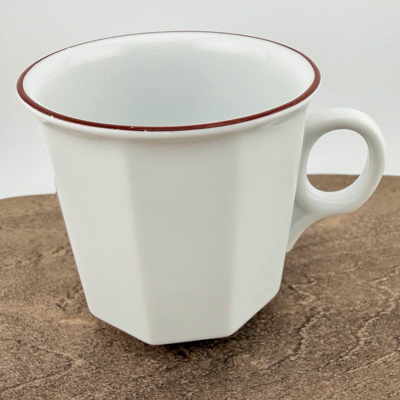 Vintage Porsgrund Norway Octavia Red Rim Coffee Tea Cup Mugs 8oz Faceted Set