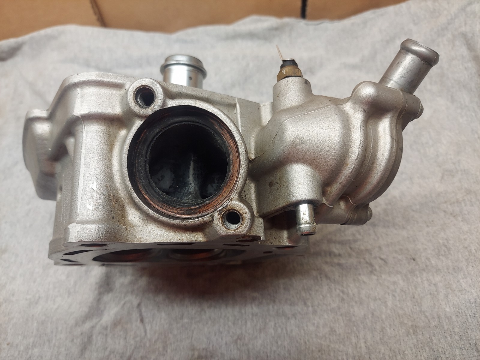 06-14 Honda trx450r Cylinder Head Trx450er 450r 450er