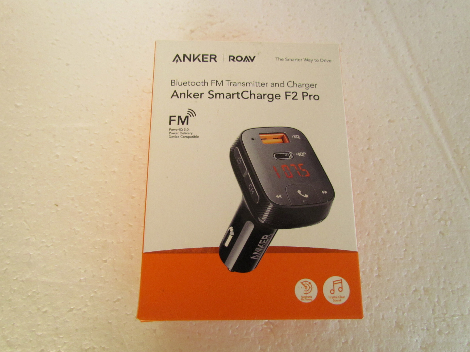 Anker Roav F2 Pro Wireless Bluetooth FM Transmitter & Charger SmartCharge