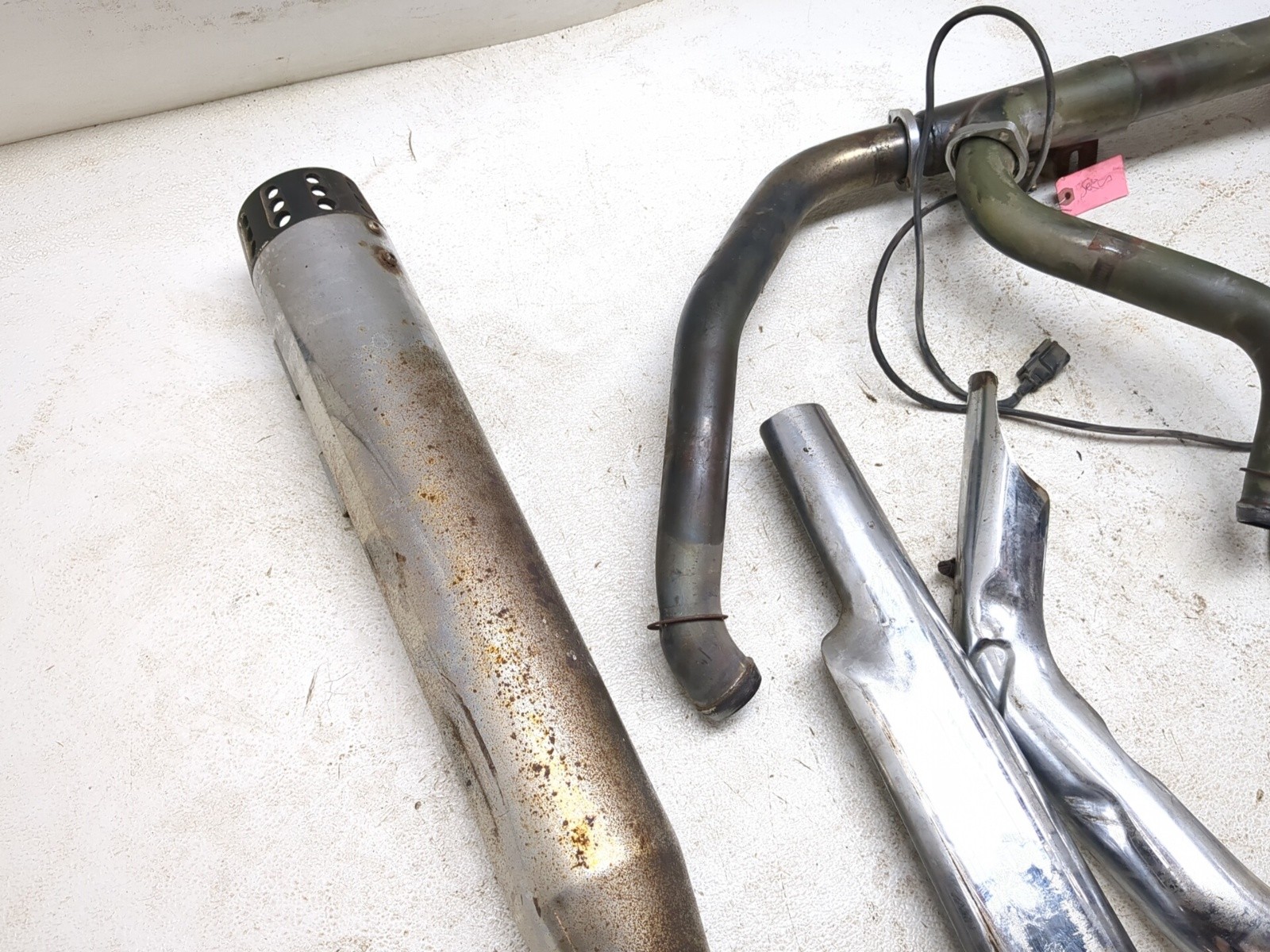 14-16 Harley Street Glide Special FLHXS Header Muffler Heat Shield Set 66855-10A