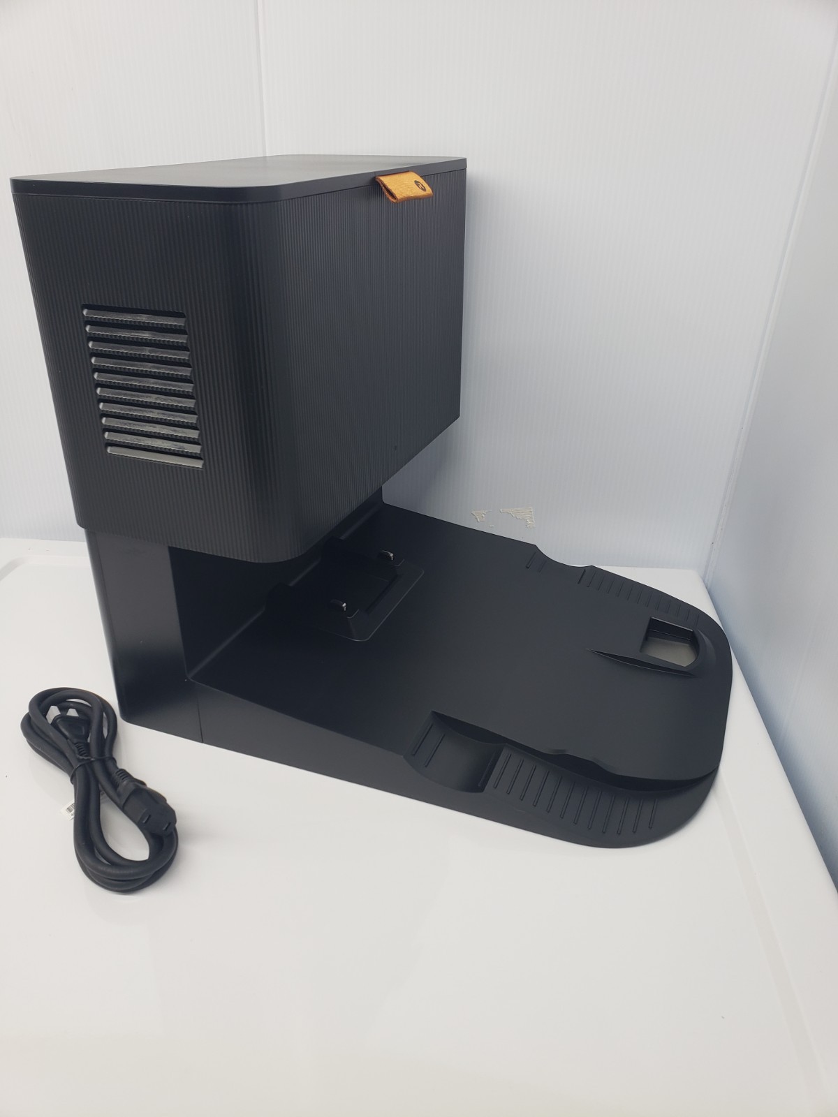 iRobot Roomba Clean Base Automatic Dirt Disposal Charger j5+ j6+ j7+ j8+