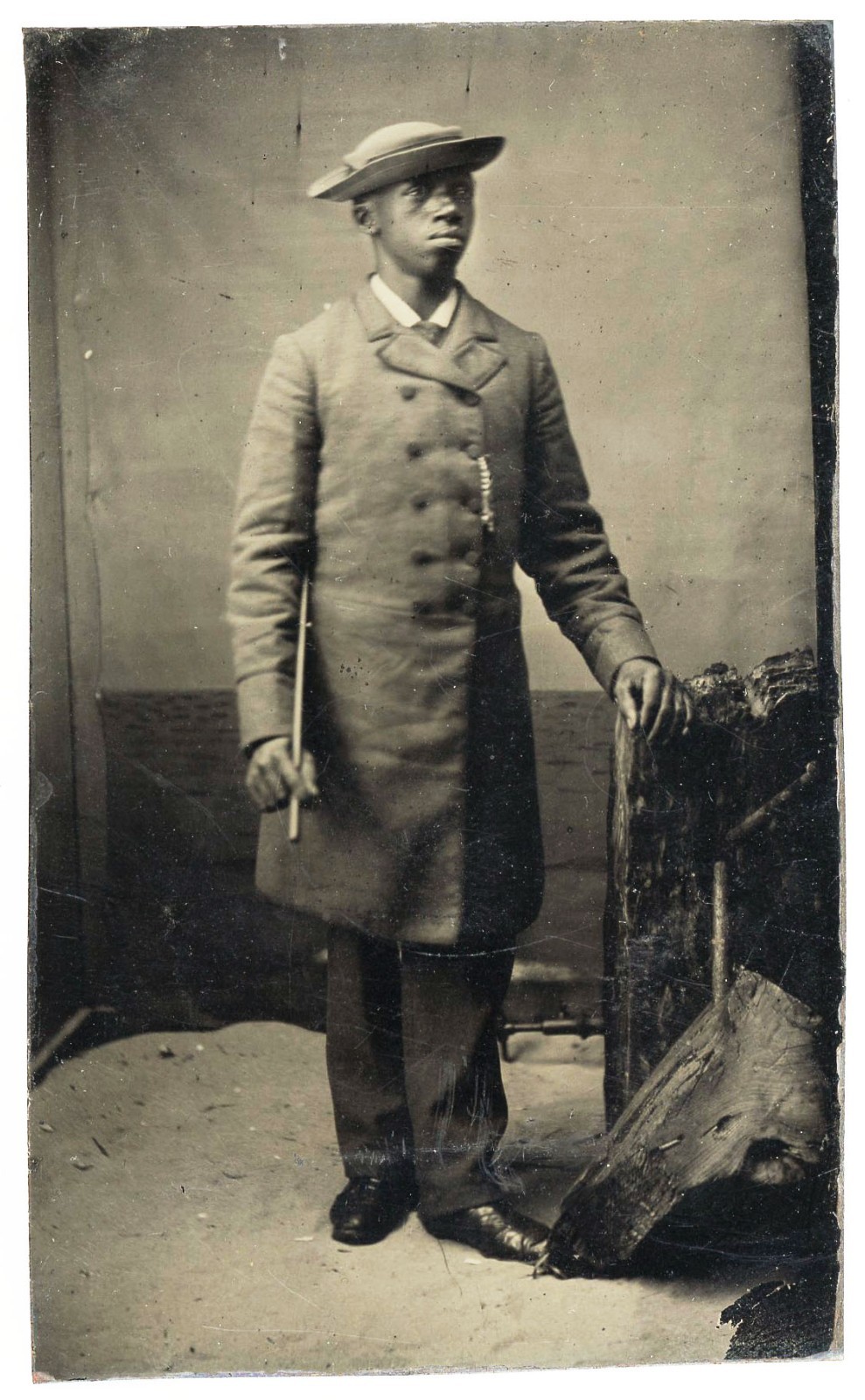 FASHIONABLE AFRICAN AMERICAN BLACK MAN TWICE OR BROTHERS TINTYPE PHOTO PAIR