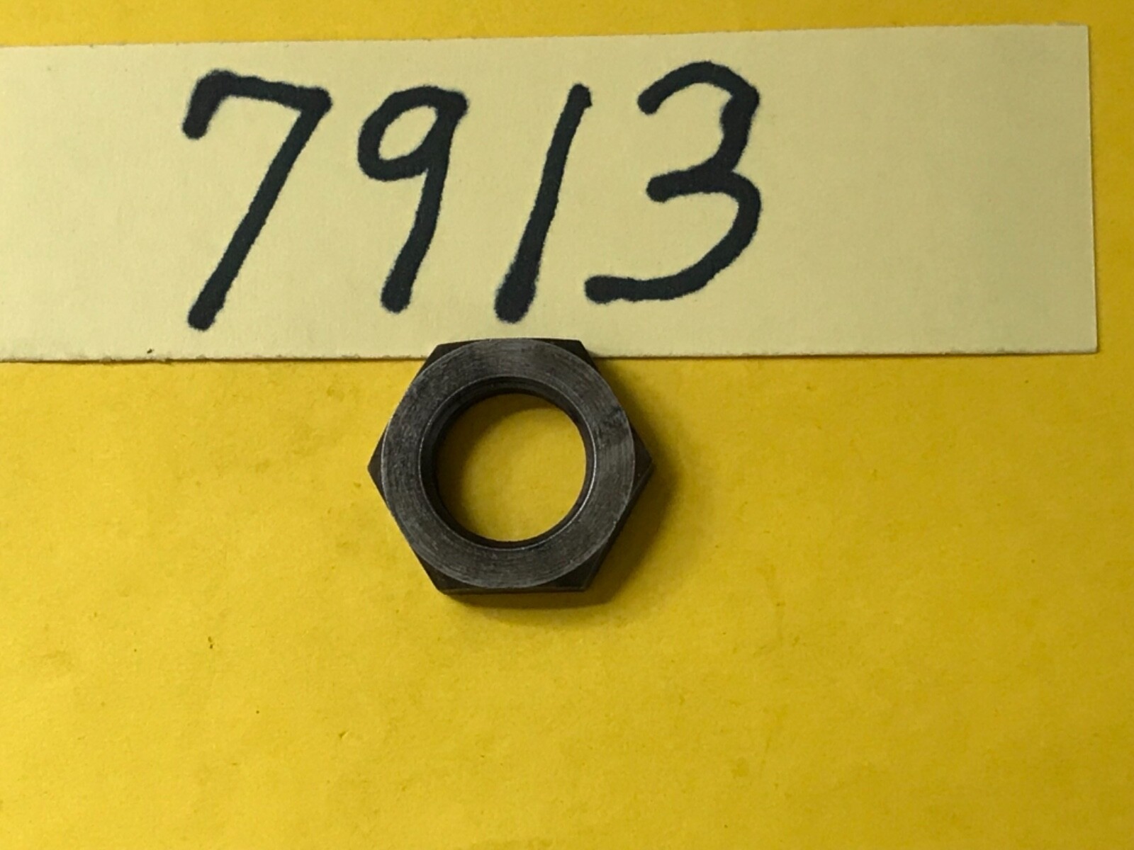 Harley 7913 pinion shaft nut 5/8-18x7/32x15/16 hex Sportster 1986-1990