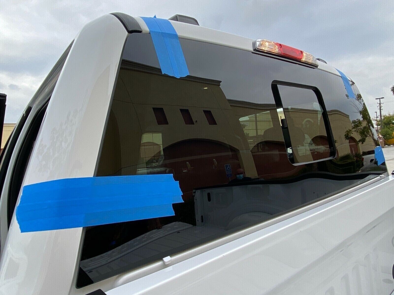 Fits 2017-2023 Ford F250 F350 F450 F550 Rear Glass Power Sliding Window w/Heat