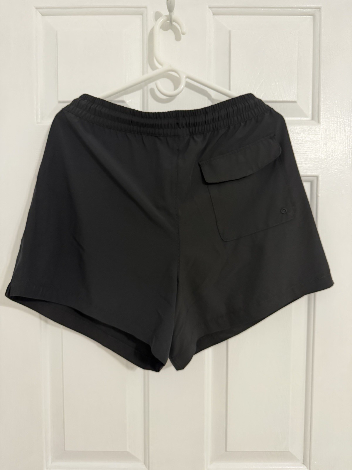 NWT-Tommy Bahama Women’s Solid Board Short-Black-Size Large