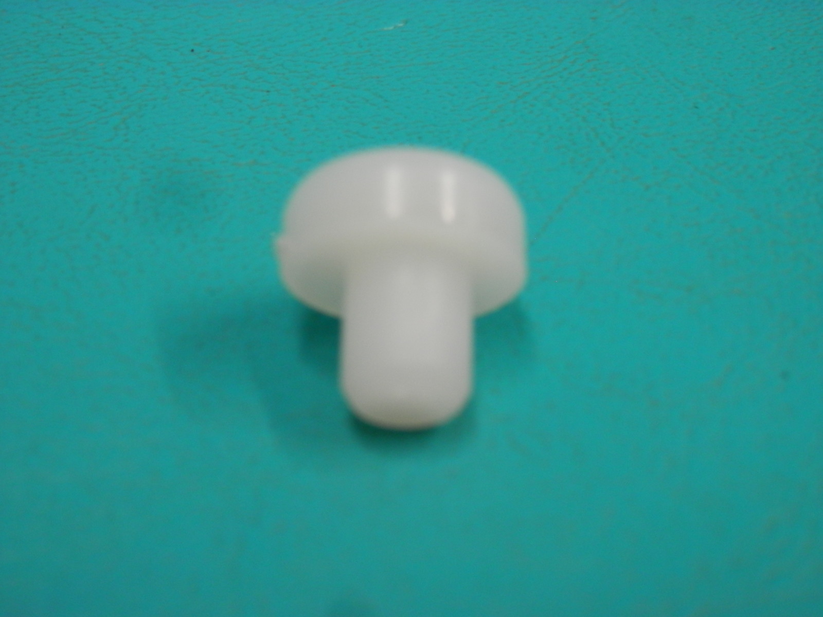 10 White 1/2" Nylon Stem Bumpers Patio Furniture Outdoor Glide 736