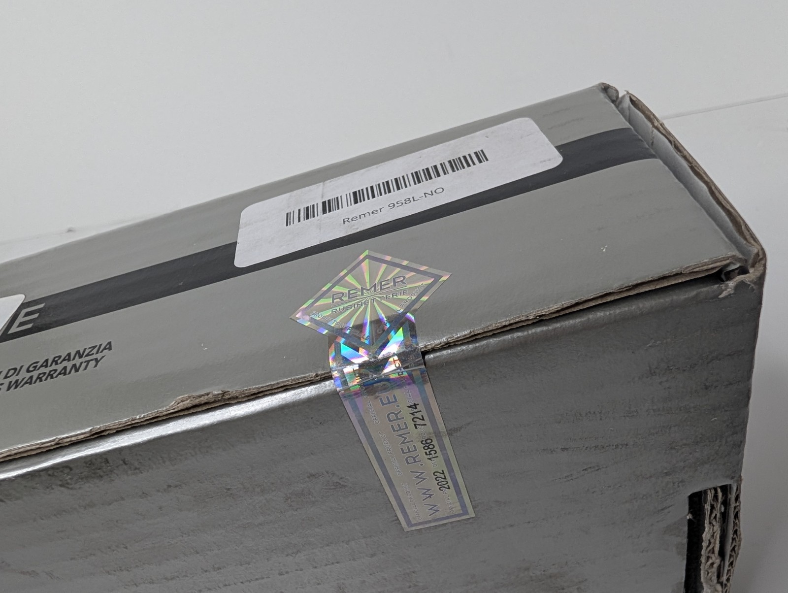 Nameeks Remer 958L-NO P-Trap with Round Flange, Matte Black