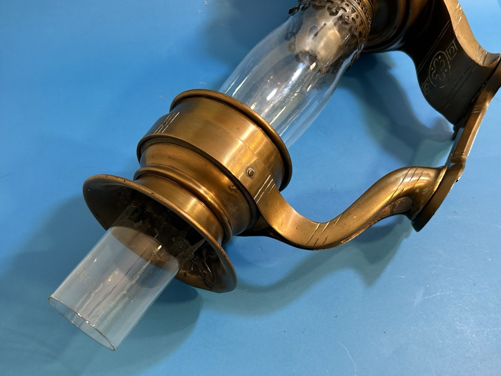 Antique Dayton Manufacturing Chesapeake Ohio Railroad Wall Mount 16” Oil Lamp