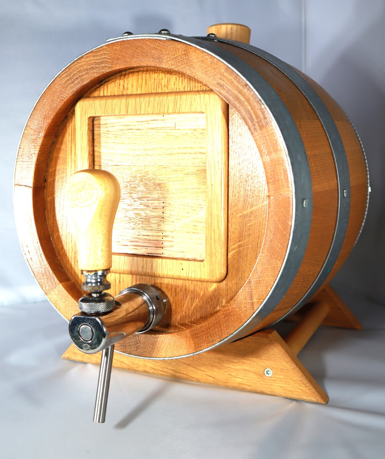 Wood Display Barrel for Bourbon, Whisky, Rye, etc. - holds up to 5 Liters