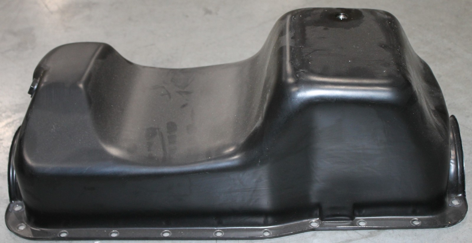 Dual / Rear Sump Oil Pan for SB Ford 302 5.0L 1980-96, *Similar CFR HZ-9754-PBK*