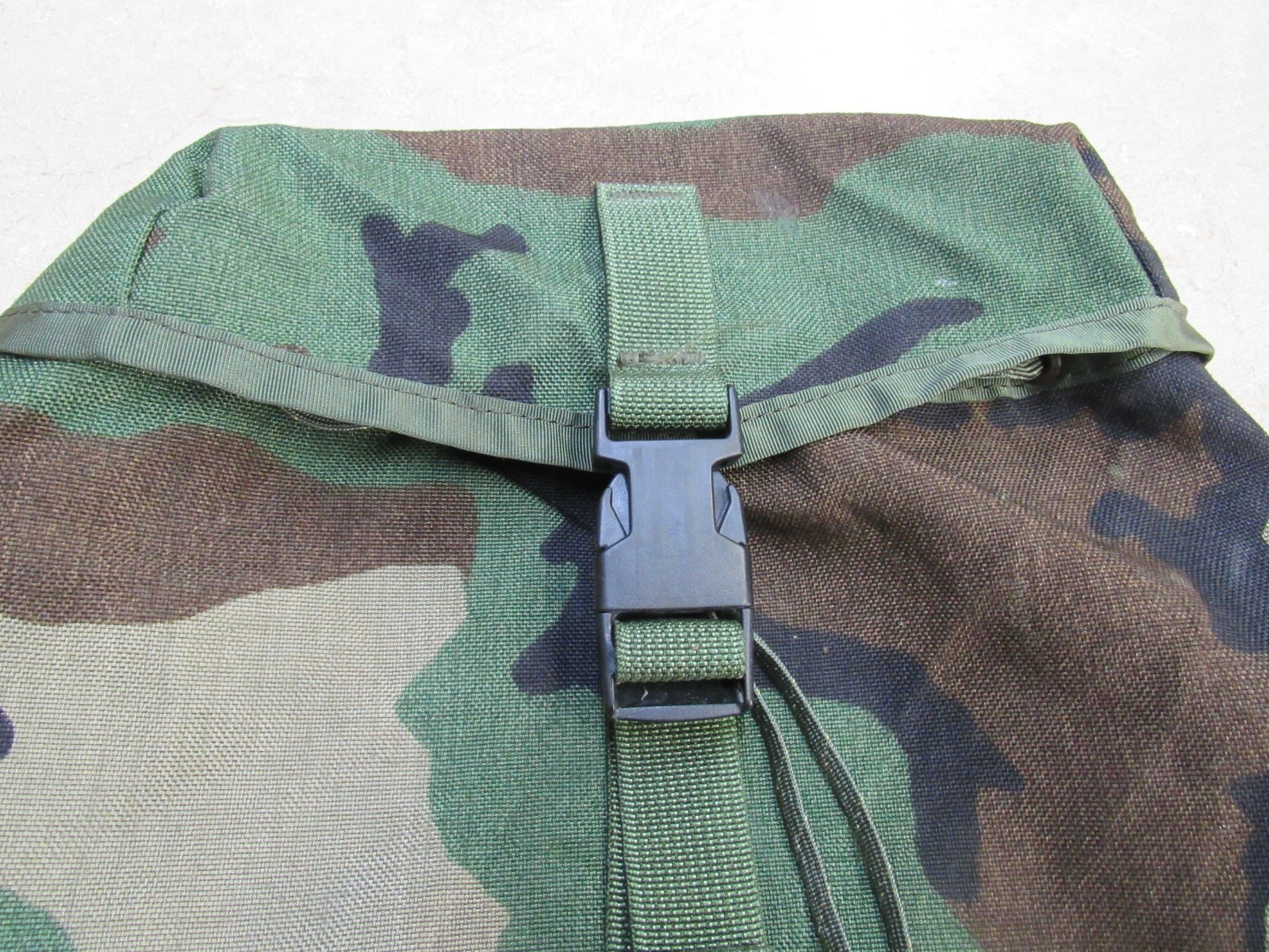 US Military Woodland Camo Sustainment Pouch Molle II