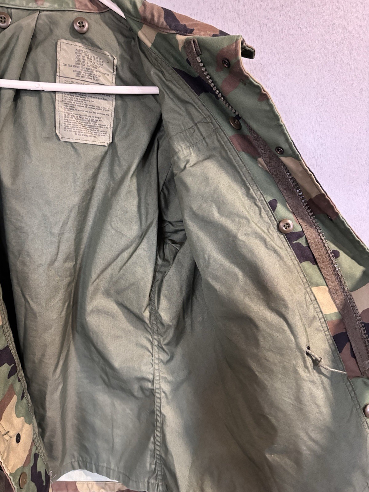 Vntg US Army M65 Field Jacket Mens Medium Short Woodland Camo Cold Weather 90's