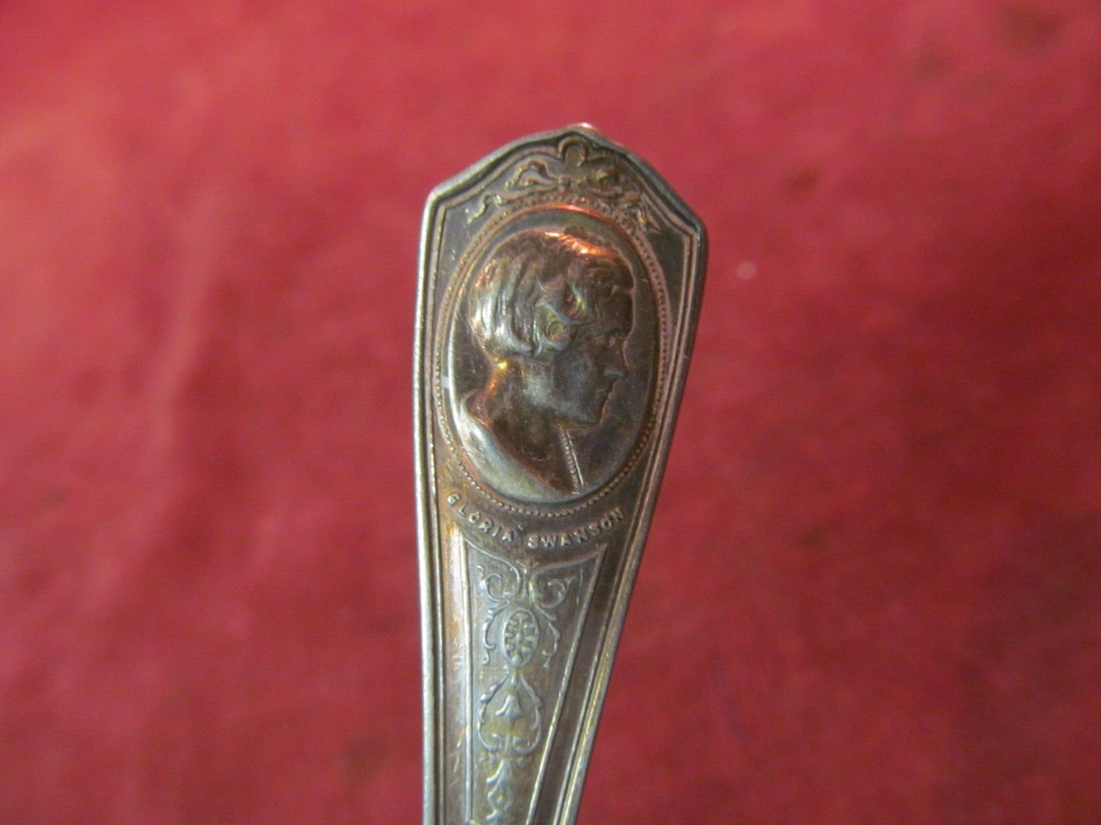 ONEIDA COMMUNITY PAR PLATE GLORIA SWANSON SPOON