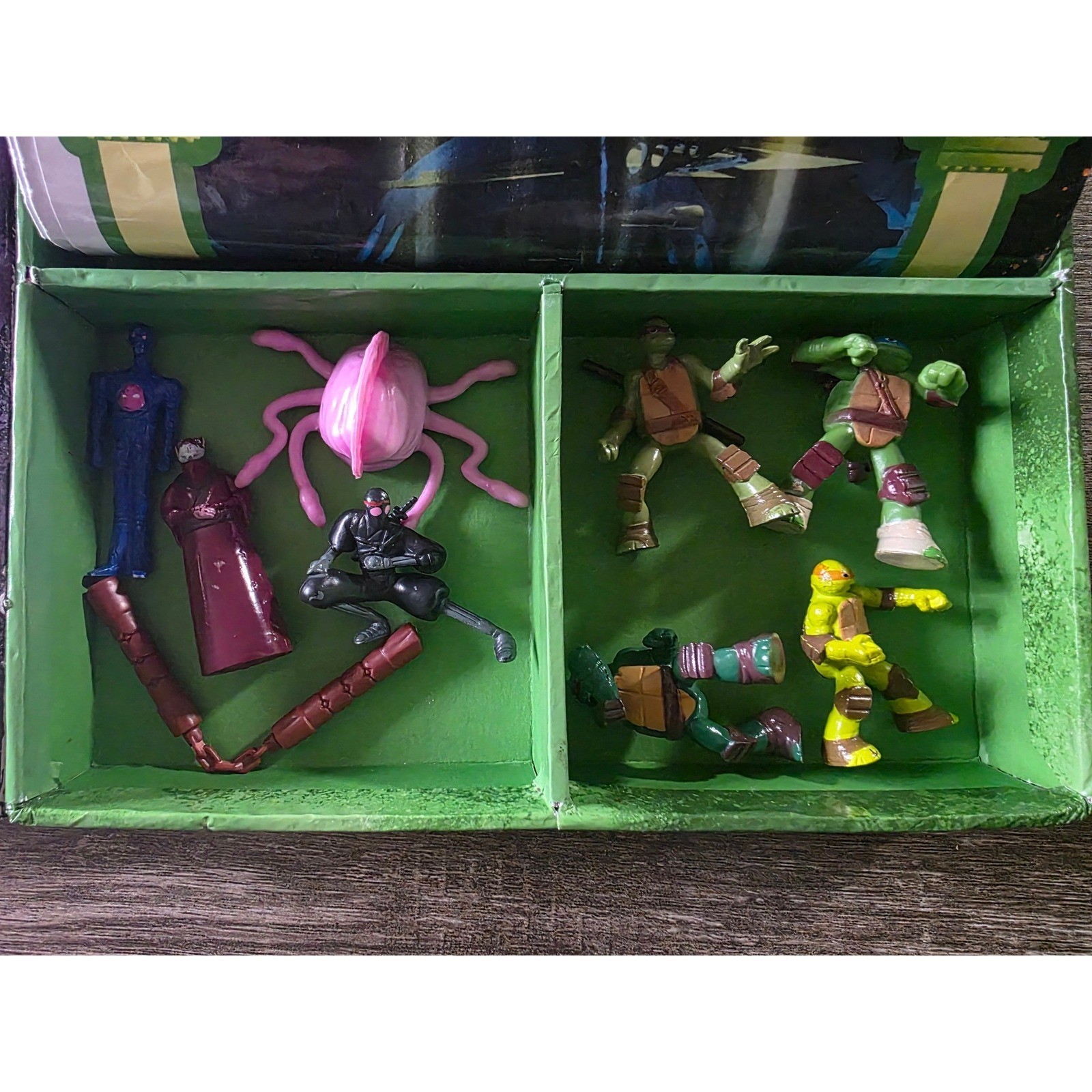 TMNT My Busy Books Teenage Mutant Ninja Turtles Storybook 12 Figures Playmat Set