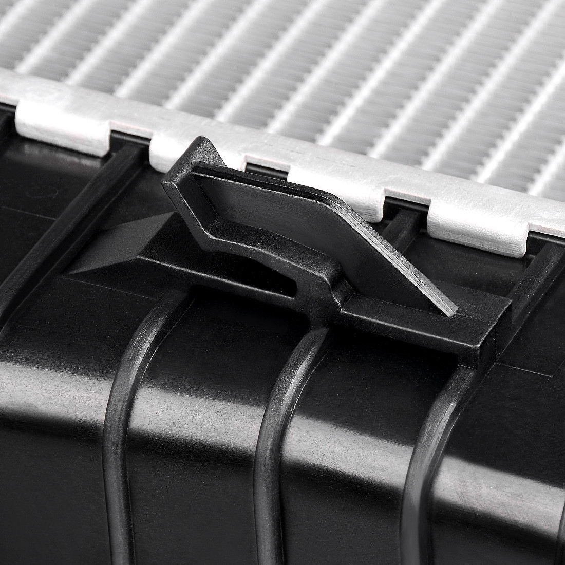 Radiator for 98-01 Ford Explorer 1998-2011 Ranger Mazda B3000 B4000 3.0L 4.0L