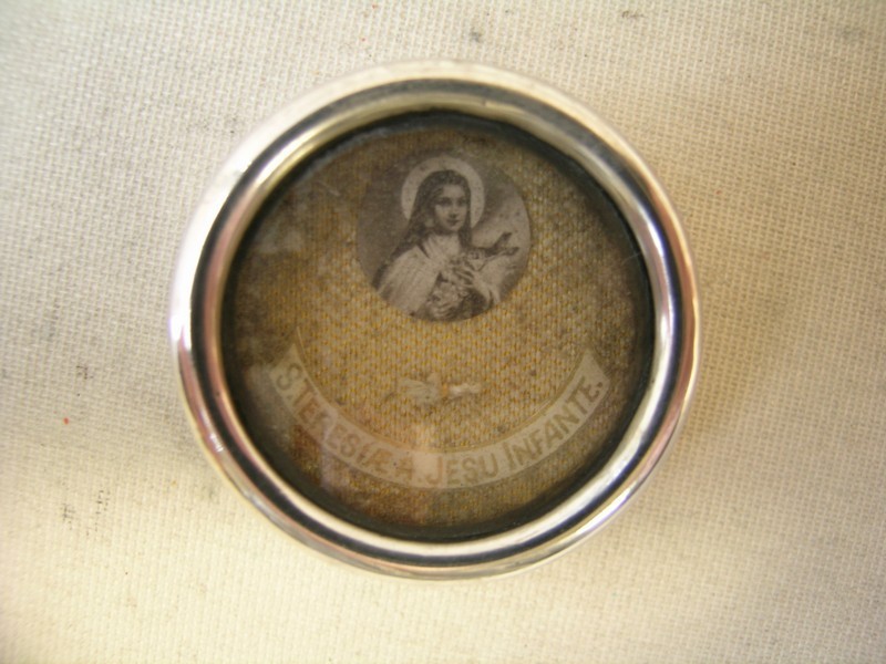 Saint Thérèse of Lisieux Reliquary Relic Used Free Shipping