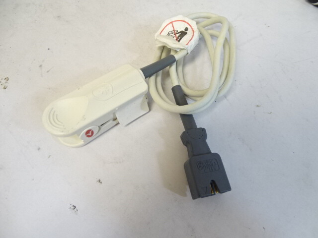 Masimo SET 1863 LNCS DCI Adult SpO2 reusable finger sensor. OEM. 9 Pin Connector