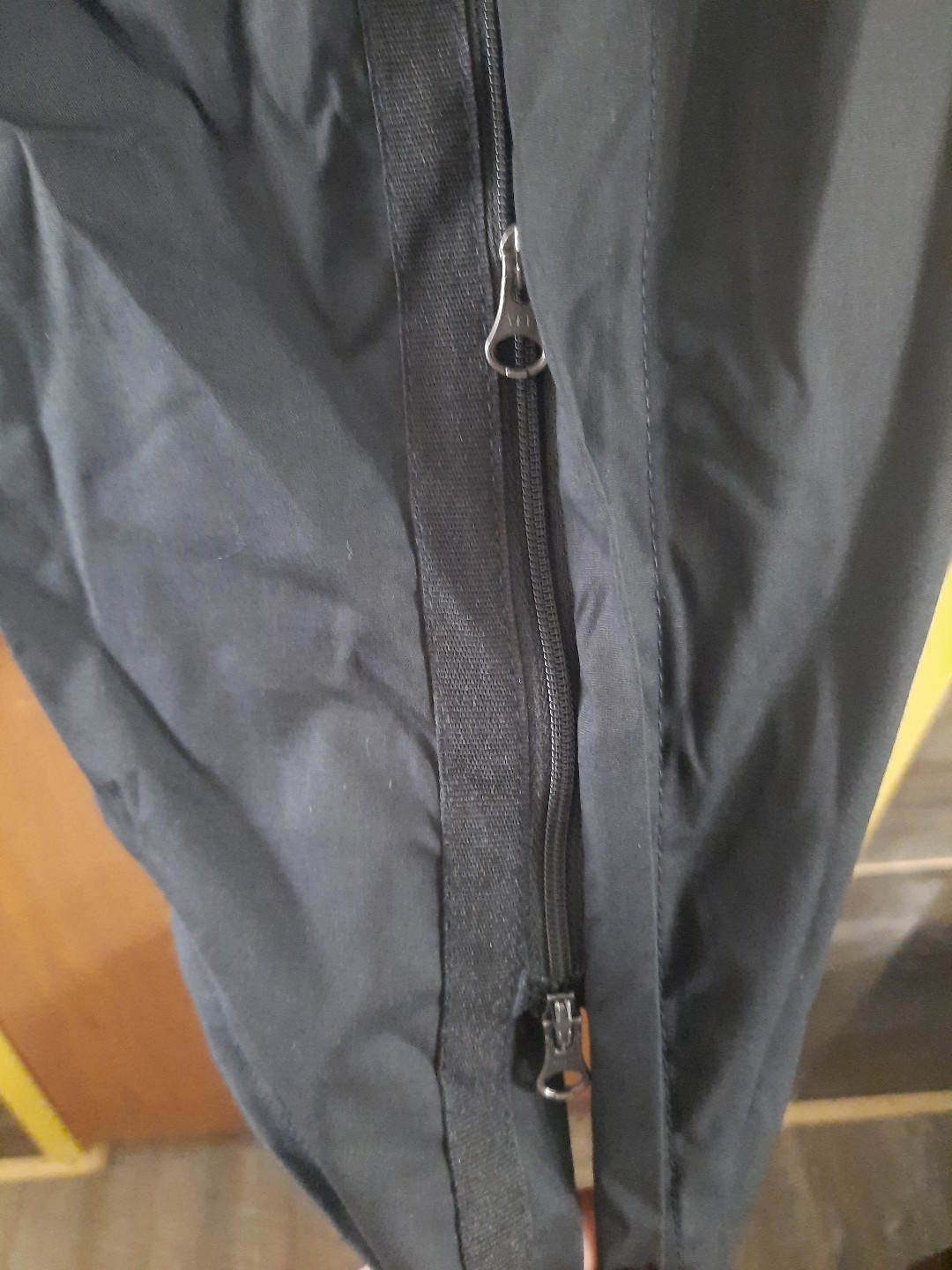 Chef Works Shelby Zip Front Shirt Men's Medium Server Uniform