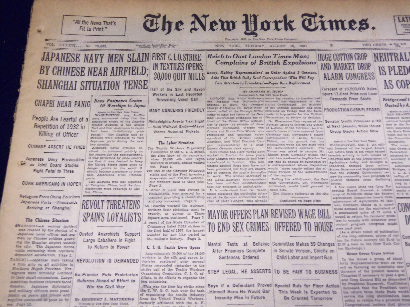 1937 AUGUST 10 NEW YORK TIMES - FASTEST LENS SNAPS RAYS OF NEBULAE - NT 3400
